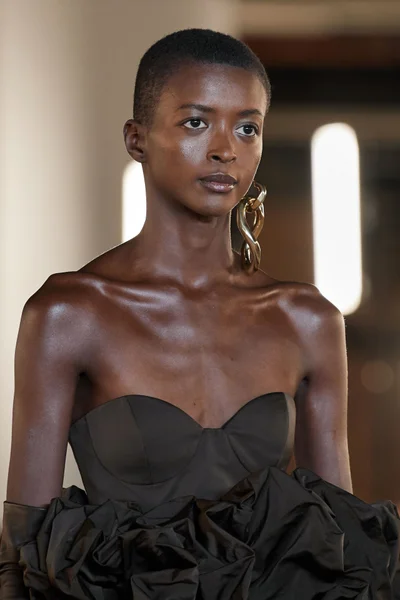 Look 144